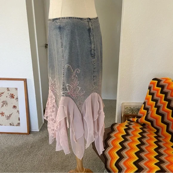 SOLD Vintage H.I.T Jeans USA Fairy Boho Denim Embellished Embroidered Skirt - Picture 4 of 10
